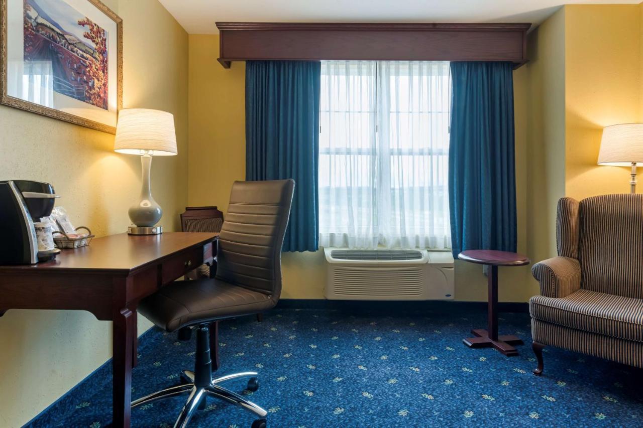 Best Western Plus Grand-Sault Hotel & Suites Exterior foto