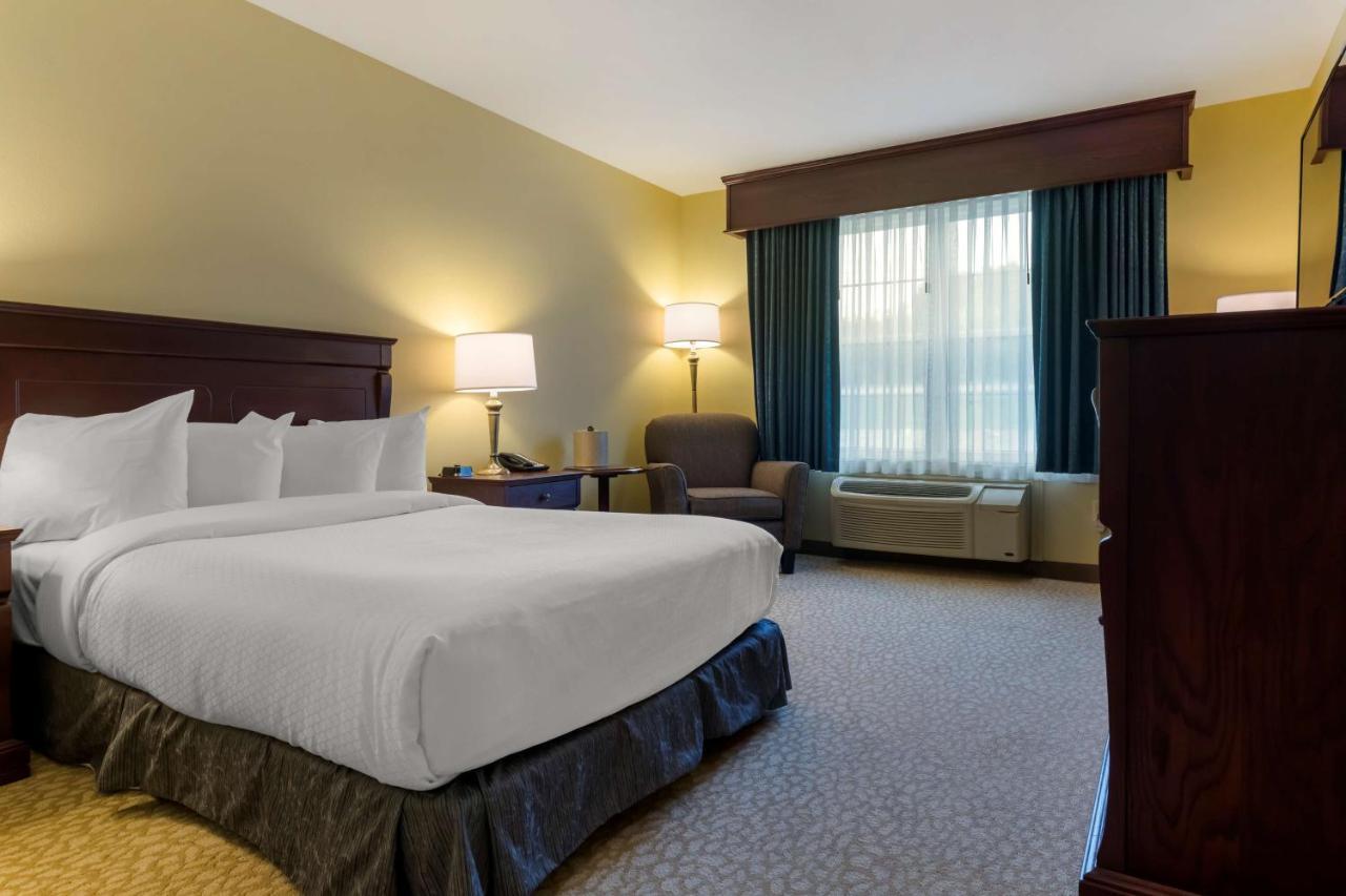 Best Western Plus Grand-Sault Hotel & Suites Exterior foto